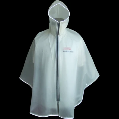 Poncho de pluie en TPU respirant et 100 % imperméable.